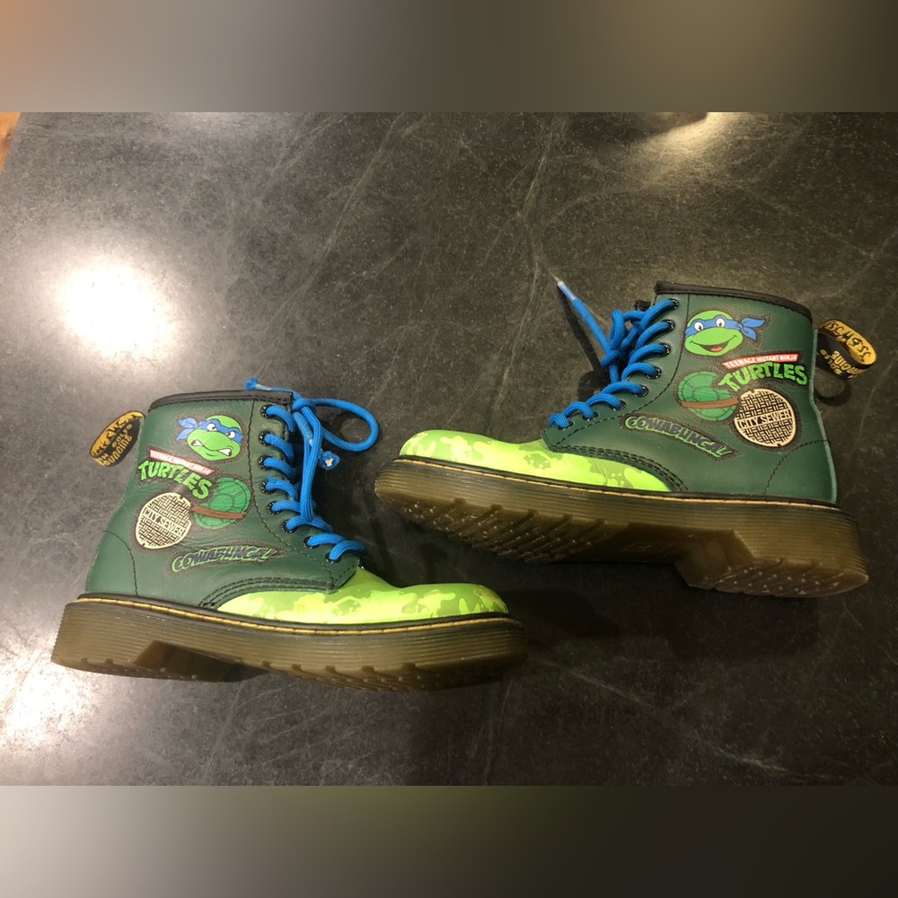 EUC TMNT Doc Martens kids size 13 US